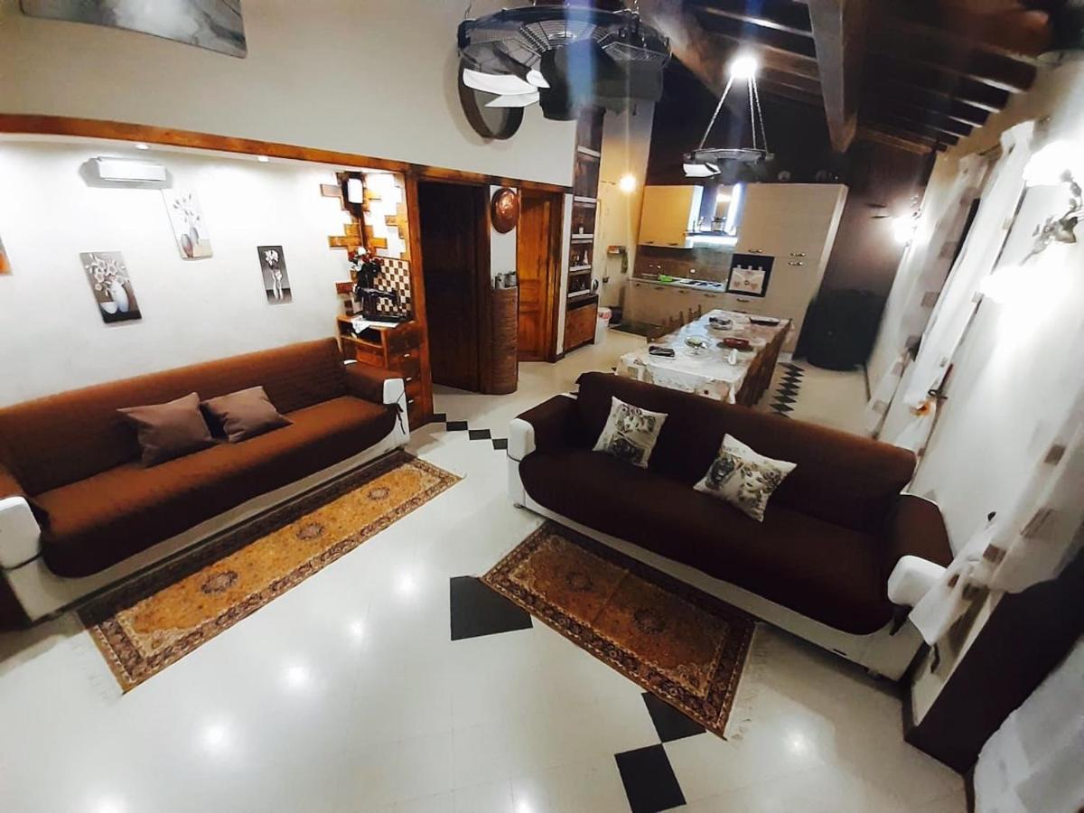 Casa Monte Etna Maletto ภายนอก รูปภาพ