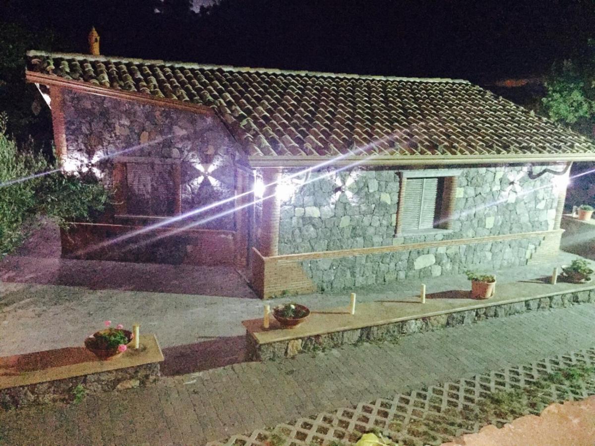 Casa Monte Etna Maletto ภายนอก รูปภาพ