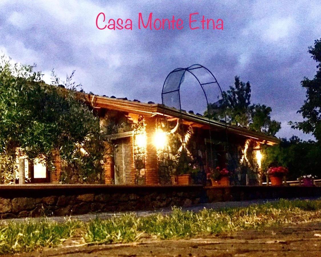 Casa Monte Etna Maletto ภายนอก รูปภาพ