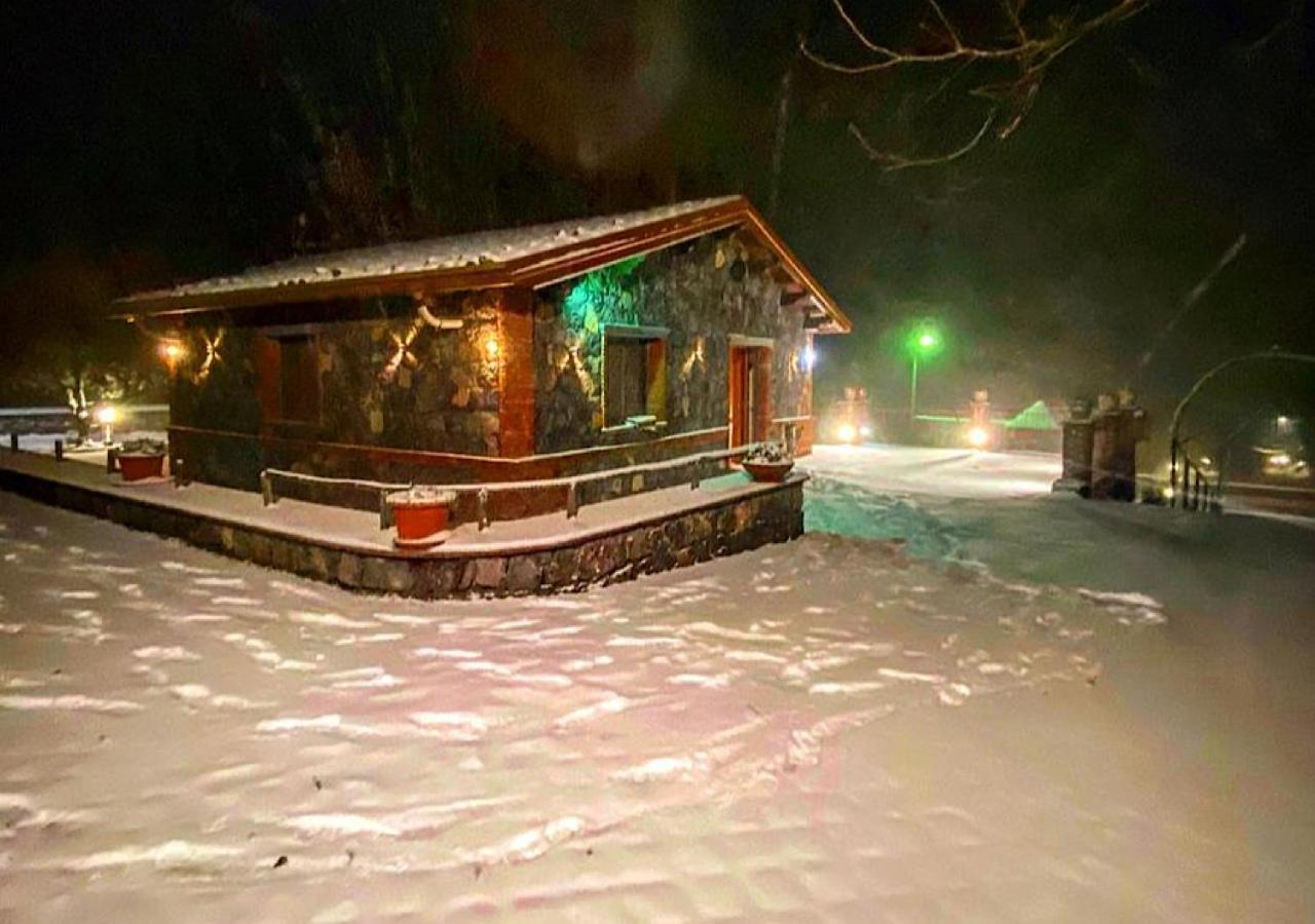 Casa Monte Etna Maletto ภายนอก รูปภาพ